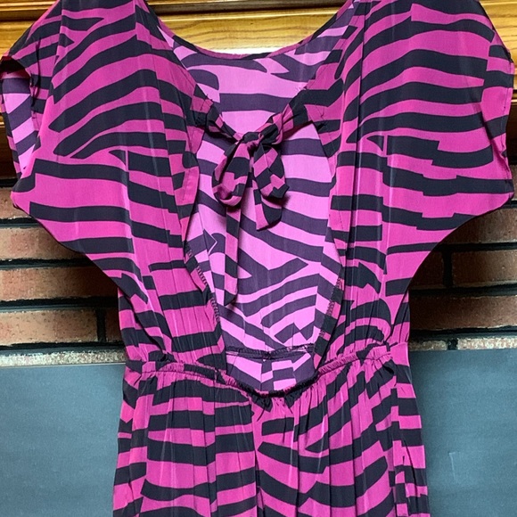 Prevett Short Sleeve Romper SZ - S - Picture 5 of 8